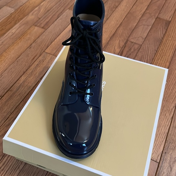 Michael kors Women's Tavie Water-Resistant Combat Rain Booties - Picture 6 of 10